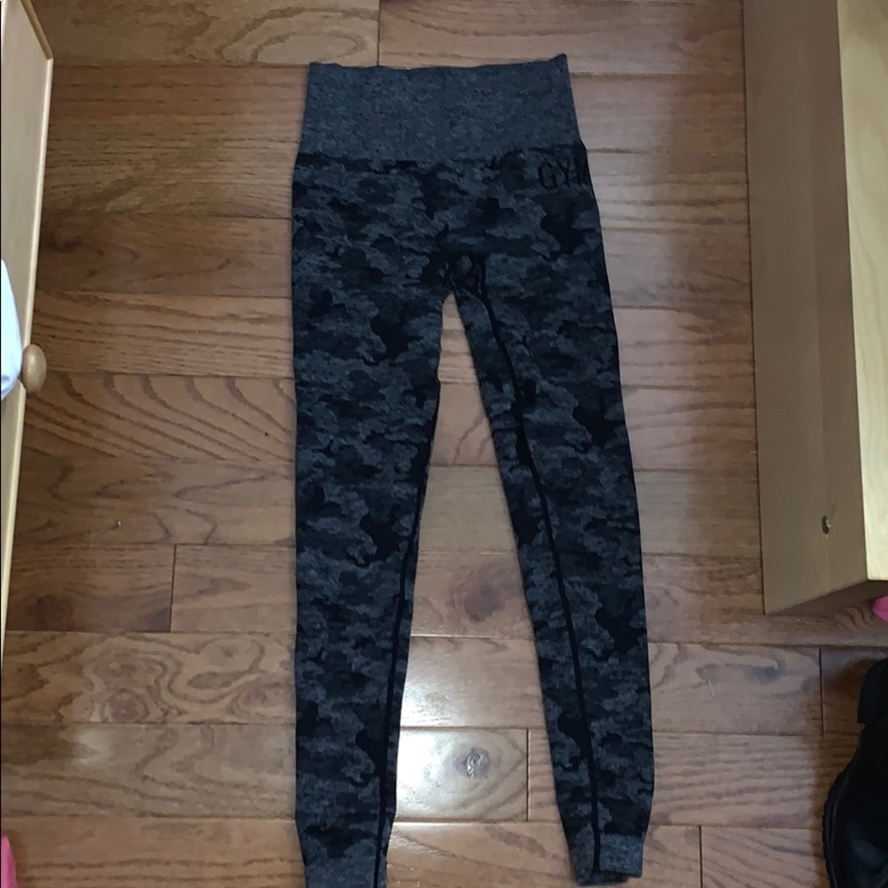 Gymshark camo seamless